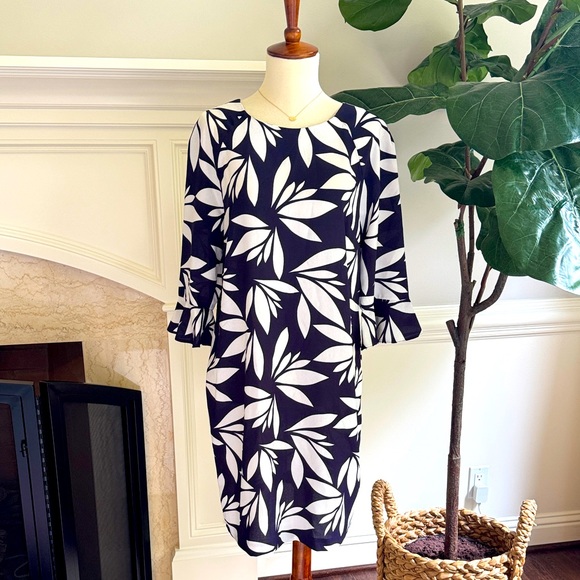 Dorothy Perkins Dresses & Skirts - New Dorothy Perkins Print Sheath Dress w Sleeves NWT